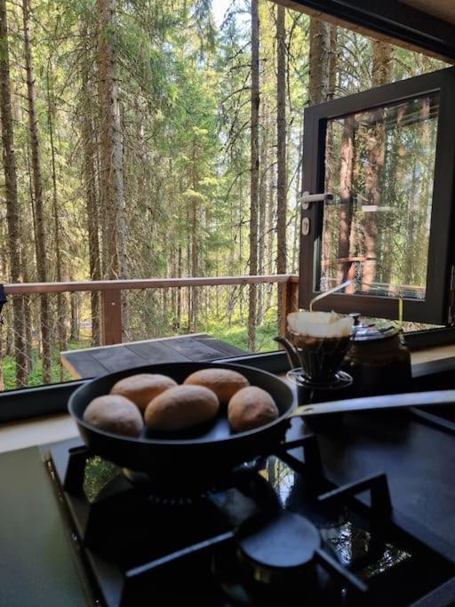 莱旺厄尔 Treetop Ekne - Hytte I Skogen Med Hengebru酒店 外观 照片