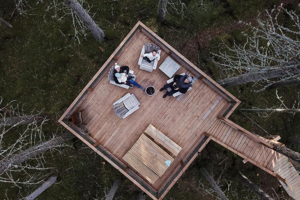 莱旺厄尔 Treetop Ekne - Hytte I Skogen Med Hengebru酒店 外观 照片